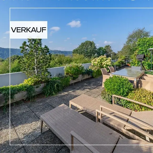 Saarbrücken - St. Arnual | zum Kauf |
Repräsentatives Penthouse mit großer Dachterrasse und herrlichem Ausblick Nähe Winterbergkliniken.

- Kaufpreis in Höhe von 495.000 €
- Wohnfläche ca. 162 m² 
- 4 Zimmer
- 1 Badezimmer + Gäste-WC
- ca. 90 m² große Dachterrasse
- 1 Garage + 1 Stellplatz

➡️Mehr Informationen auf Anfrage.

#saarland #saarbrücken #realestate #immobilien #dreamhome #realestateagent
