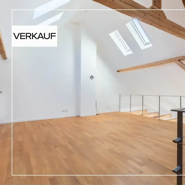 Saarbrücken - Rotenbühl | zum Kauf |
Stilvolle Villenetage im Maisonettenstil in einer hochwertig sanierten Stadtvilla aus dem Jahr 1923 mit lediglich 3 Wohneinheiten.

- Kaufpreis in Höhe von 595.000 €
- Wohnfläche ca. 147 m²
- 4 Zimmer
- 2 Schlafzimmer
- 2 Badezimmer
- 1 Balkon
- 1 Stellplatz

➡️Mehr Informationen auf Anfrage.

#saarland #saarbrücken #realestate #immobilien #dreamhome #realestateagent #altbau