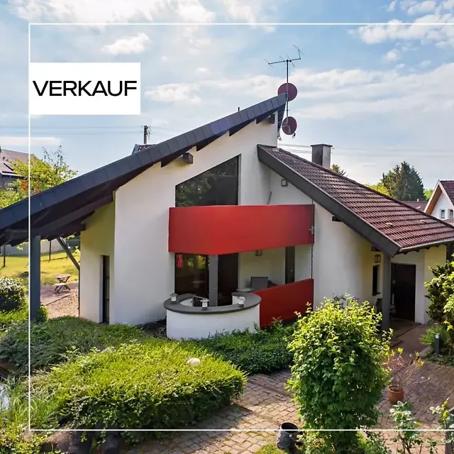Quierschied | zum Kauf |
Exklusives Architektenhaus mit weitläufigem Garten, beeindruckender Poollandschaft und idyllischer Waldlage.

- Kaufpreis in Höhe von 850.000 €
- Wohnfläche ca. 300 m²
- Grundstücksfläche ca. 3566 m² 
- 10 Zimmer
- 3 Badezimmer
- 2 Einzelgaragen
- Pool und Parkanlage
- Fitness- und Saunaraum

➡️Mehr Informationen auf Anfrage.

#saarland #saarbrücken #realestate #immobilien #dreamhome #realestateagent #quierschied #wald #natur